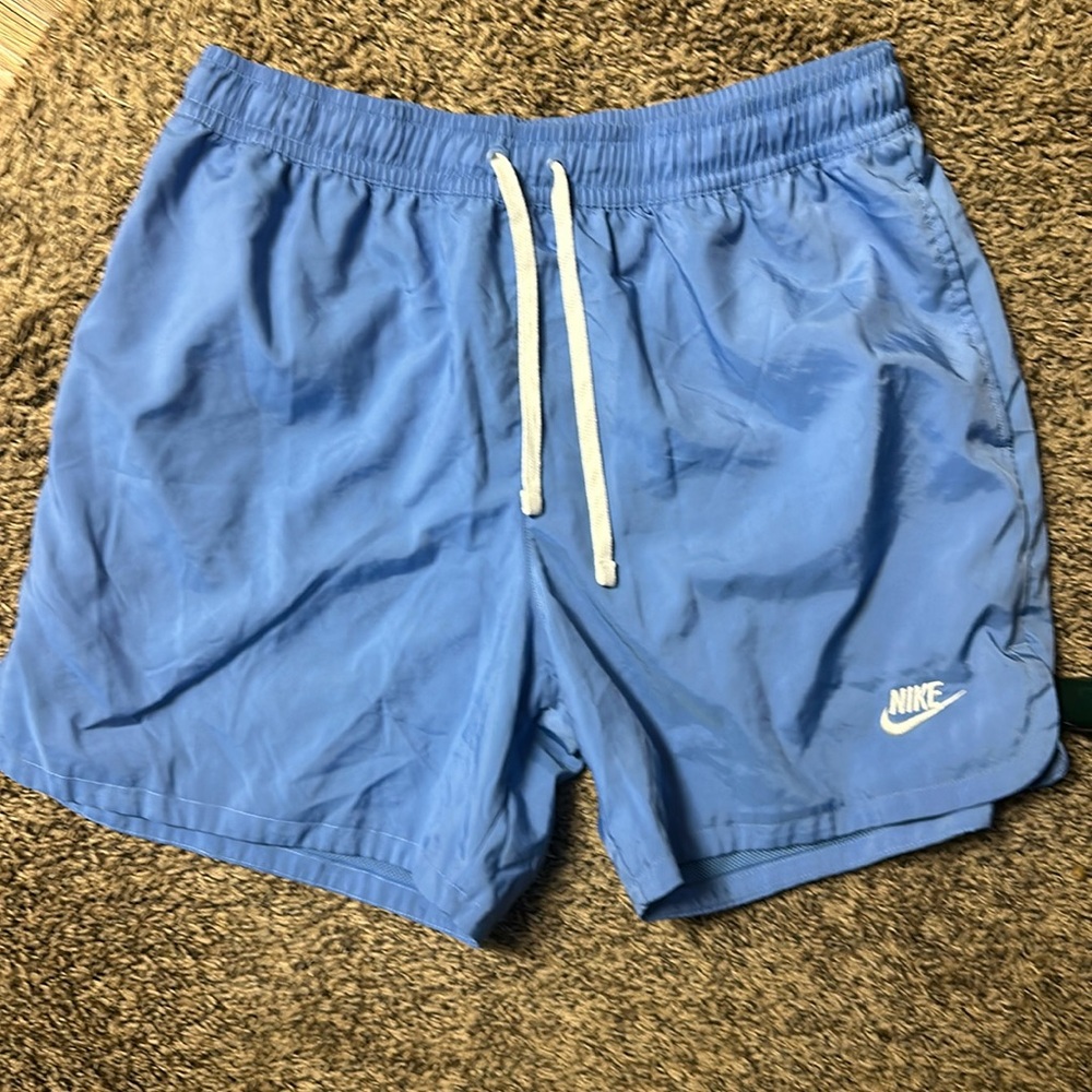 Men’s large blue Nike shorts